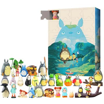 Adventskalender enthält 24 Weihnachtsdekorationen. Ankunftskalender Weihnachts-Countdown