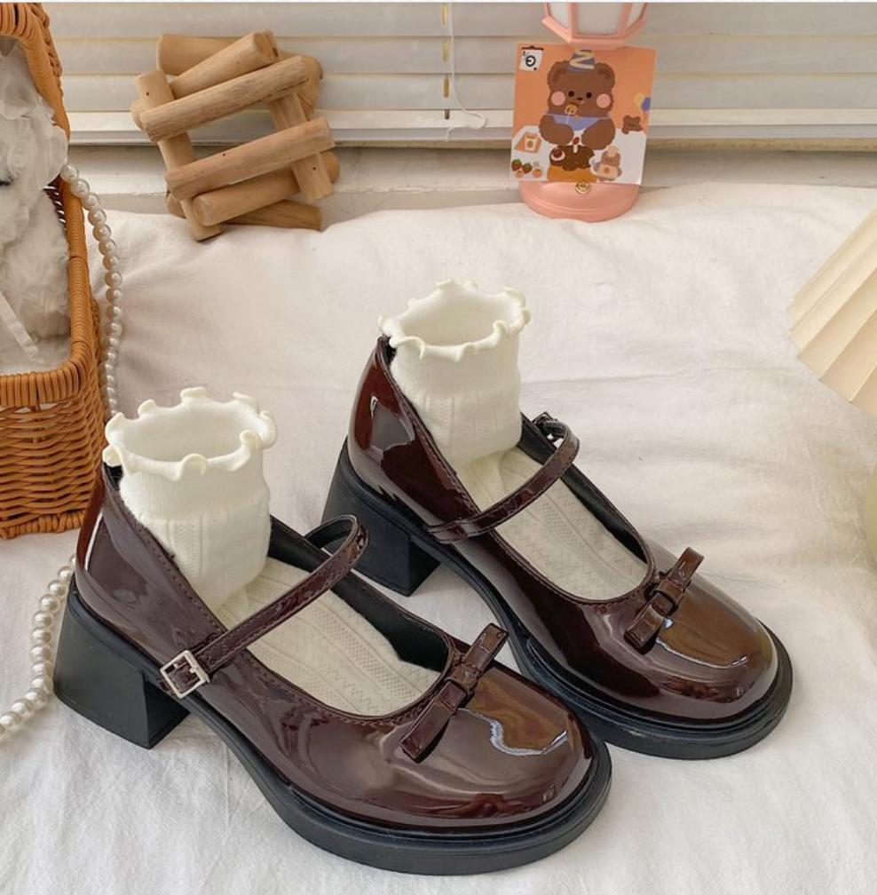 New Cute Patent Leather Mary Jane Shoes Women Autumn Buckle Straps High Heels Pumps Woman Japanese Style Uniform School Shoes