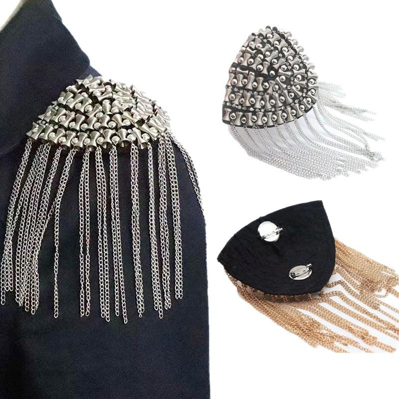 Western Style Metal Punk Epaulets for Performance Outfits Decorative Shoulder Ornaments for Stage