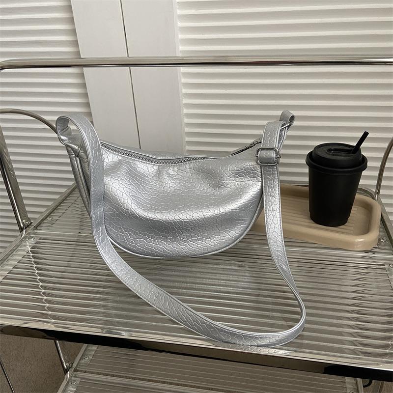 Niche Design Large-capacity Cloud Bag Women's New Trendy Fashion Shoulder Bag Soft Leather Texture Shoulder Bag