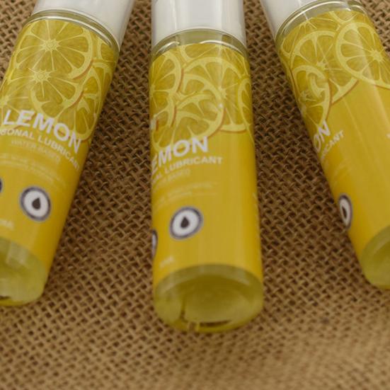 30ml/Bottle Body Lubricant Easy to Use Silky Lightweight Strawberry Personal Water-based Lubricant for Foreplay