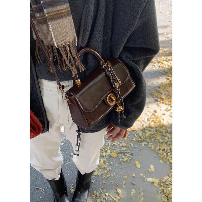 Sac pour femme nouveau sac portable automne et hiver pour femme sac carré rétro petit sac à bandoulière messager multifonctionnel bagages