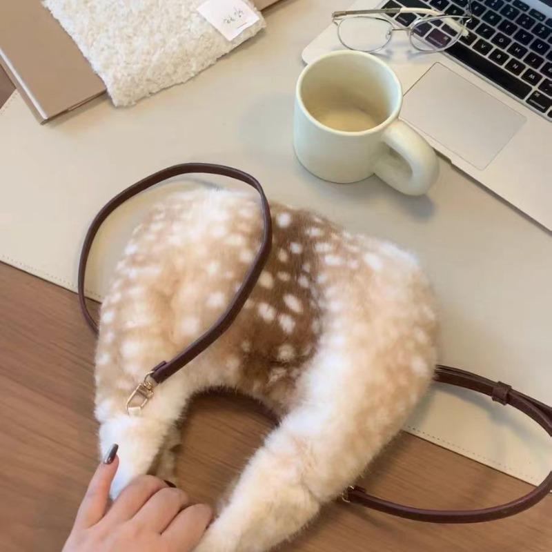 [Bambi] Cute Plush Small Handbag In Warm Autumn and Winter, Korean Version of the Fluffy Bag Can Be Carried/slung On One Shoulder