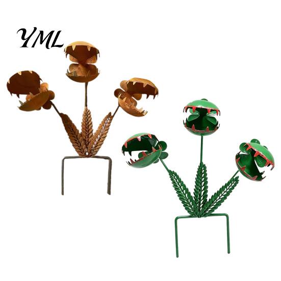 Artistic Soil Insert for Garden Pots Venus Flytrap Stake, Metal Carnivorous Plant Yard Art Ornament, Funny Fantasy Landscape Decor Outdoor Lawn Patio