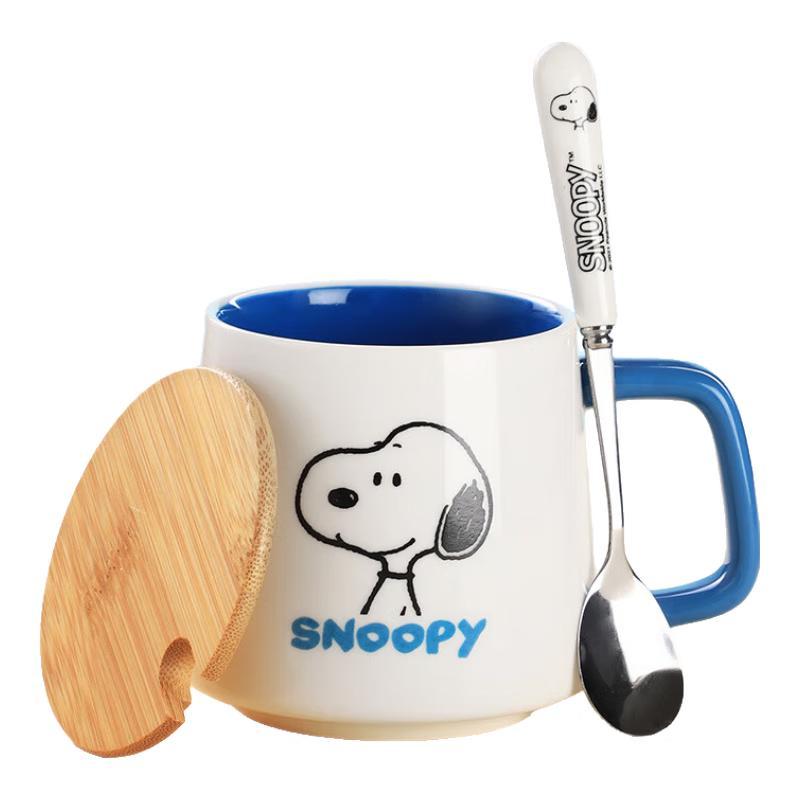

Snoopy Ceramic Mug with Lid and Spoon