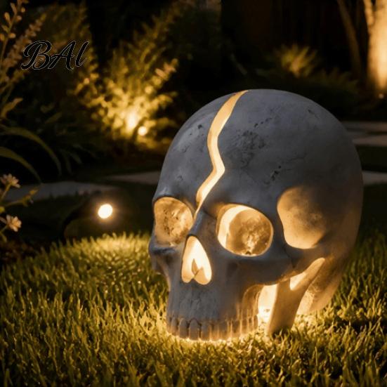 Outdoor Fairytale Garden Accents Cracked Skull Solar Light, Resin Halloween Pathway Lamp for Powered Yard Decor Patio Flower Bed, Waterproof