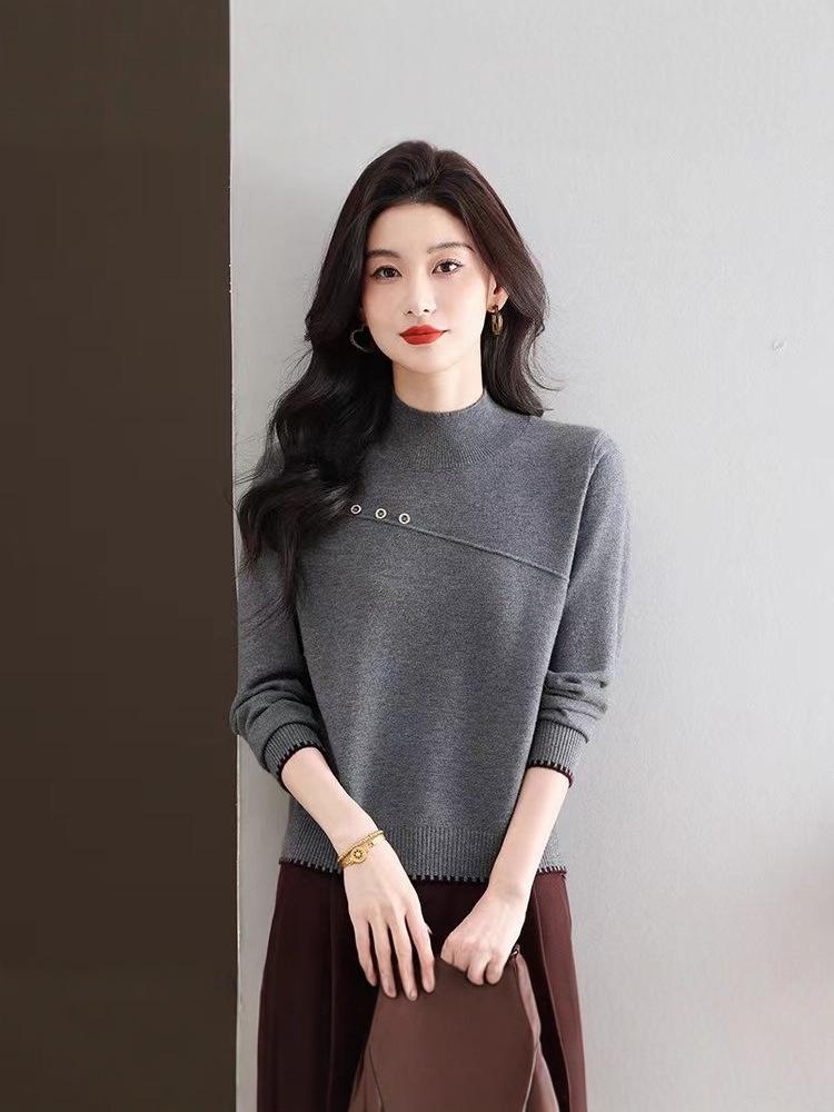 Women's Wool Fleece Sweater with Semi-High Neck for Autumn and Winter