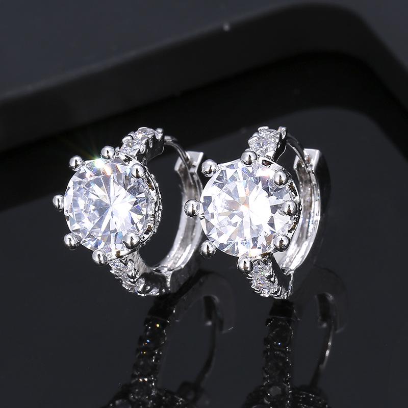 European  American Geometric Stone-Inlaid Metal Stud Earrings – Fashionable, Sophisticated Ear Ornaments