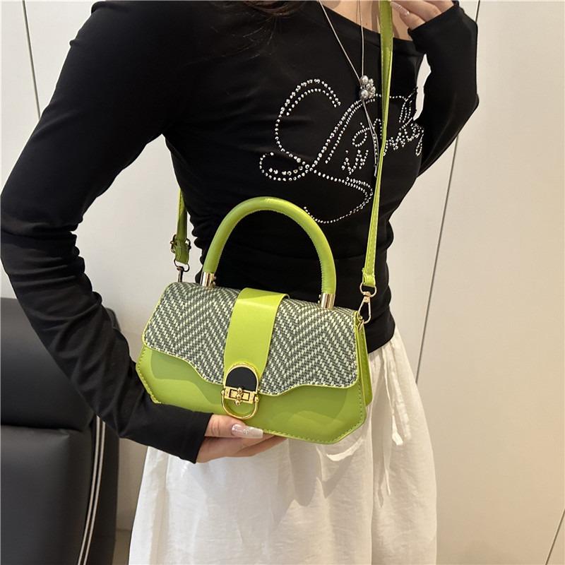 Women's fashion handbag 2 summer new niche design versatile shoulder messenger bag small square bag