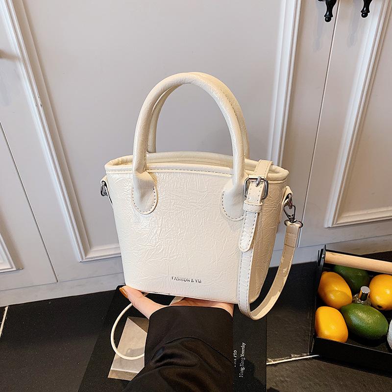 Summer Portable Small Bag Women 2025 New Simple Solid Color Bucket Bag Versatile Shoulder Messenger Bag One Piece Delivery