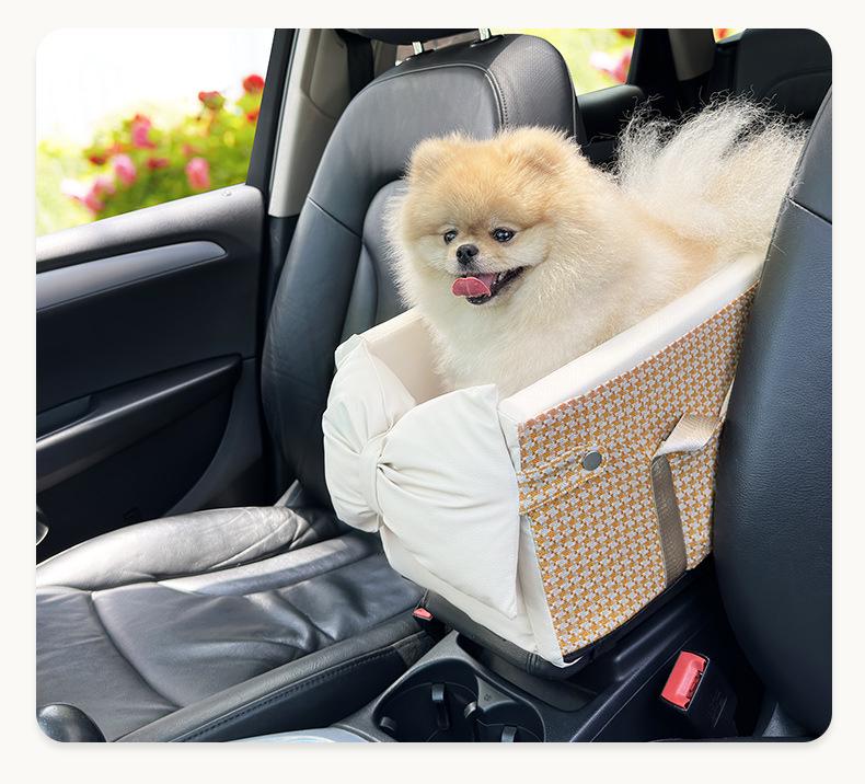 BLOBLO Pet Travel Console Nest for Dogs and Cats - Safe Universal Car Seat