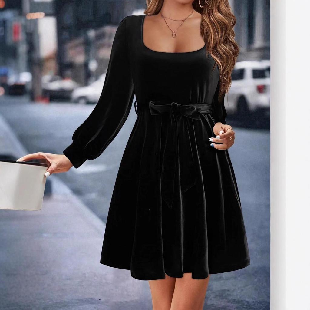 2026 Women's Elegant Korean Black Velvet Square Neck Dress - Perfect for Autumn/Winter