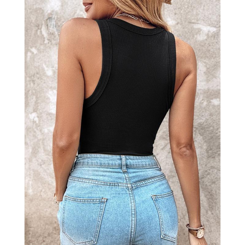 Women's Summer Built-in Bra Tank Top, Solid Color Round Neck Sleeveless Slim Fit Crop Cami For Outerwear & Layering