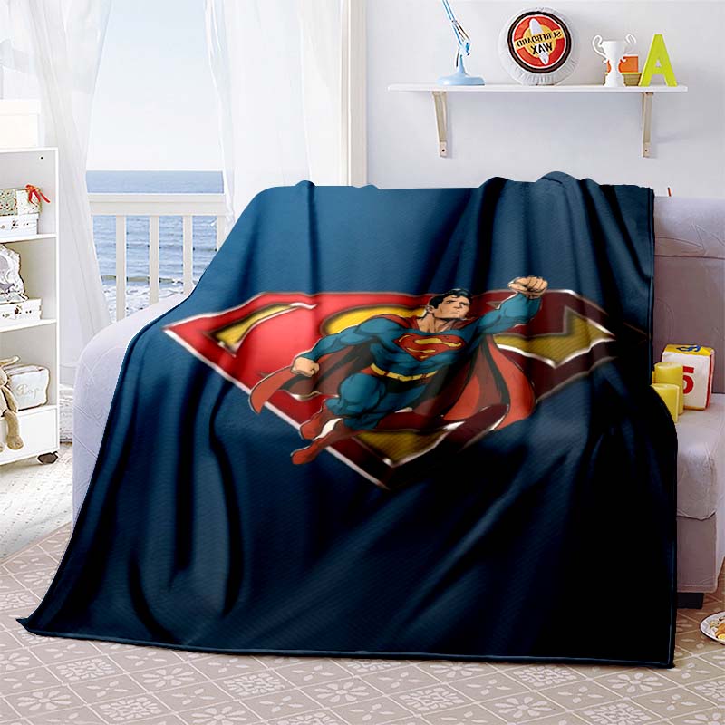 High-definition Superman Flannel Blanket, Lightweight and Breathable Polyester Blanket - Q