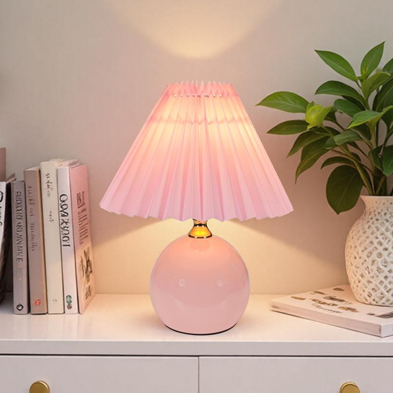 Pleated Cream-Style Table Lamp, Bedroom Bedside Lamp, Nordic Night Light, Dimmable Eye-Caring Lamp for Amazon