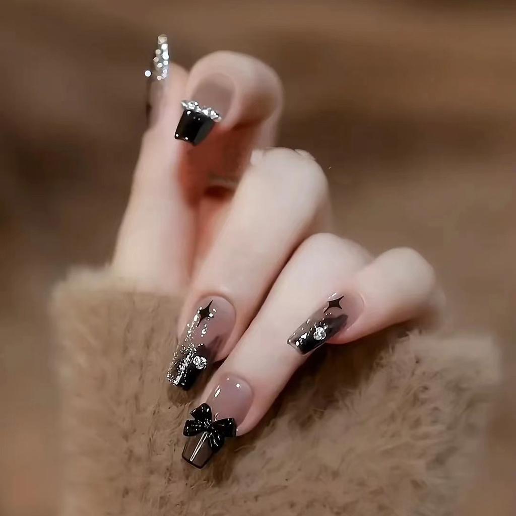 Abnehmbarer Falschnagel-Patch  Tragbar Frühling Sommer Student Weiß Aufhellend Abnehmbare Nagelkunst