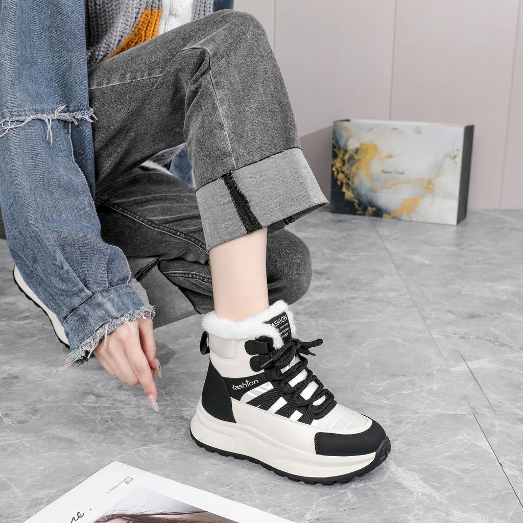 Women's Winter Chunky Platform Snow Boots Non-Slip Lace-Up Short Ankle Booties Faux Fur Lining Walking Shoes Warm Running High-Top Sneakers for Women