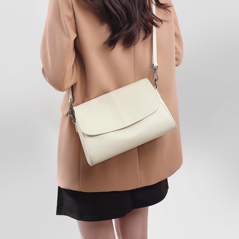 

Bag New messenger bag Summer genuine leather women s bag Soft leather pillow bag Retro shoulder armpit bag