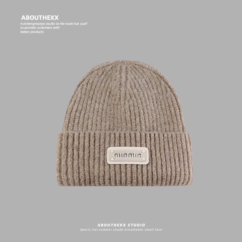 Hat Women's Autumn and Winter Woolen Hat Showing Face Small Warm Ear Protection Cold Hat Rubber Label Letter Knitted Hat Student Pullover Hat for Men
