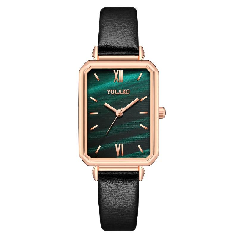 The manufacturer has a popular square small green watch in stock, women's watch, women's watch, belt, quartz watch.