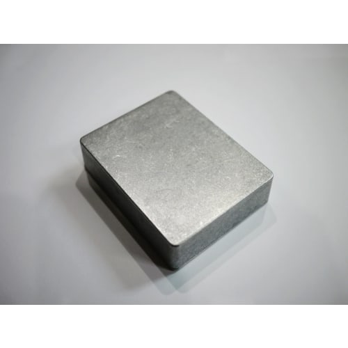 Two unpainted die-cast aluminum cases for DIY effects pedals, HAMMOND 1590BB type (VGS-AEC90BB-NCx2p)