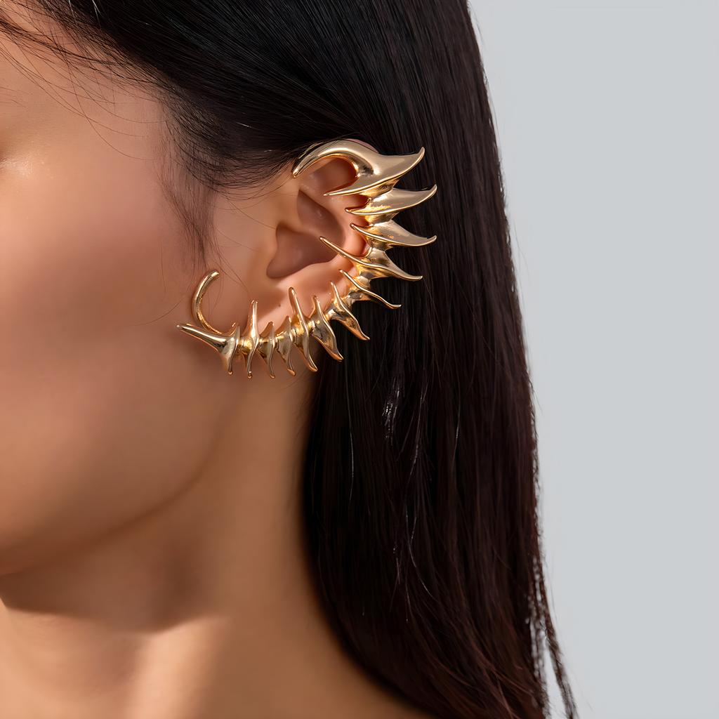 Vintage Punk Silver Color Thorn Spine Bone Ear Clip Earrings for Women Men Hiphop Metal Hanging Earrings Halloween Jewelry Gift