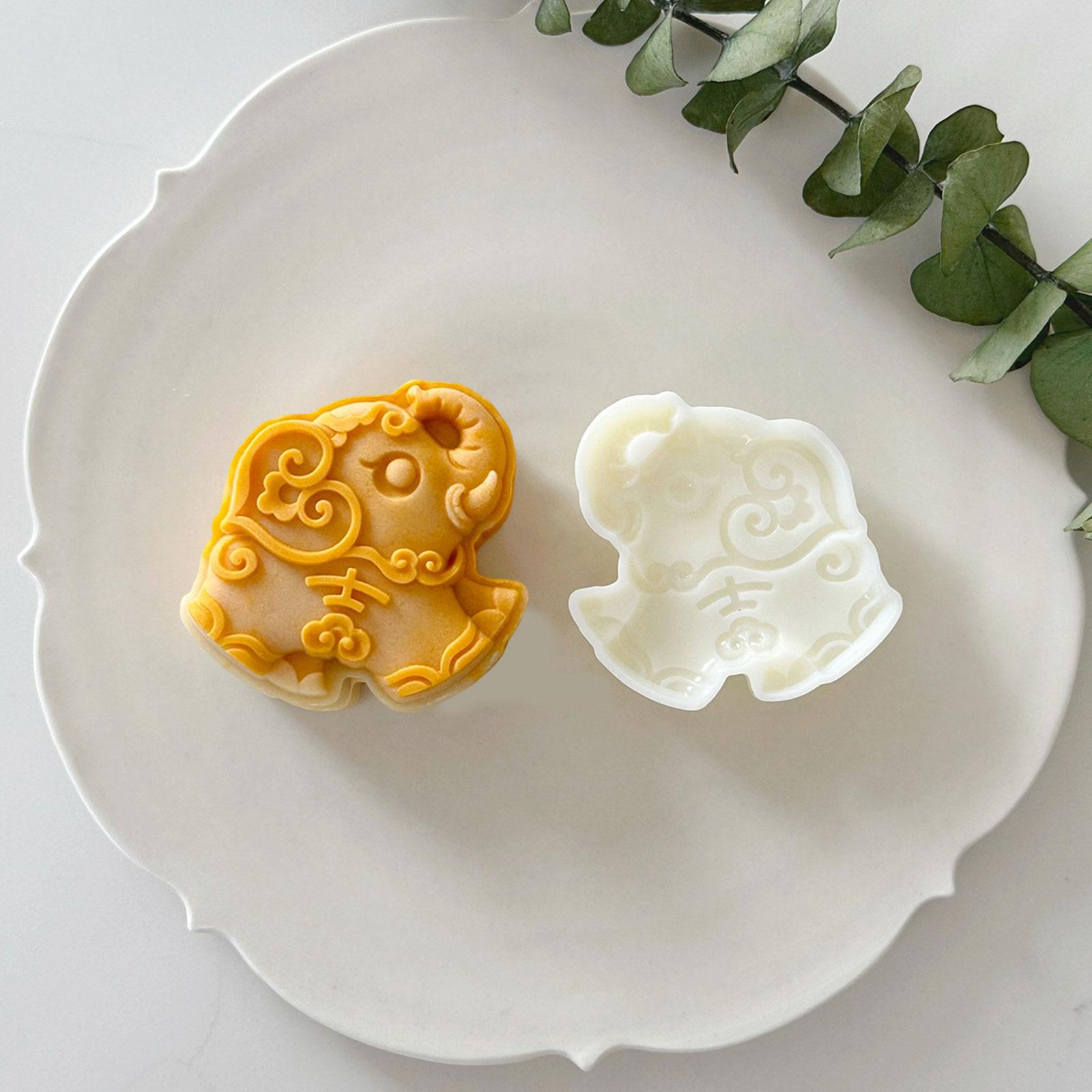 Elegant Mooncakes Forming Press Unique Elephant Patterned Treat Crafting Molds Manual Mooncakes Press Embosser 1