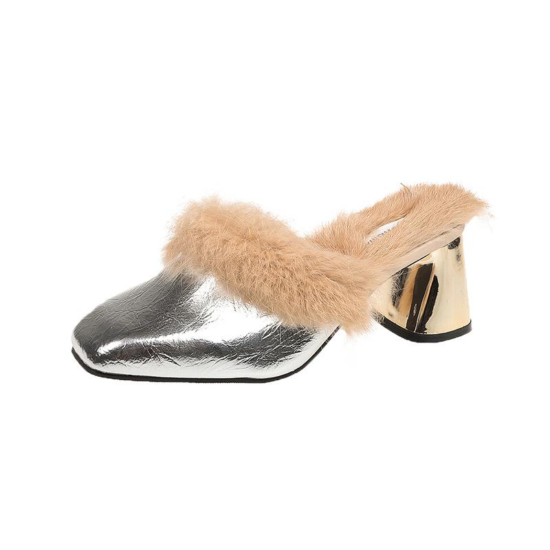 

Mao Mao slippers women s 2024 autumn and winter new fashion high heels fitting room wear warm square head lazy half tray 43 срібний