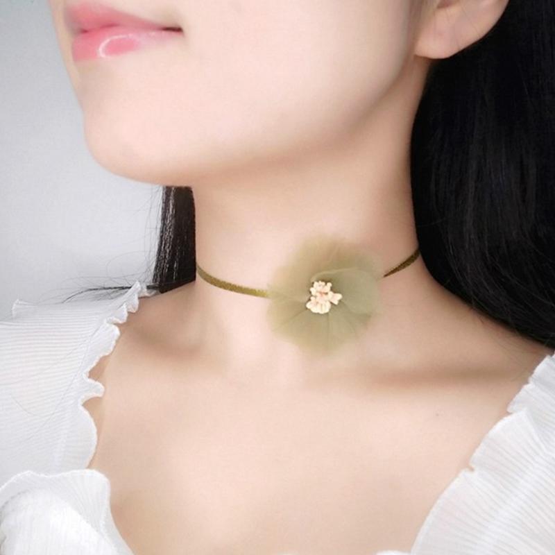Buy Vintage Olive Green Flower Collar 