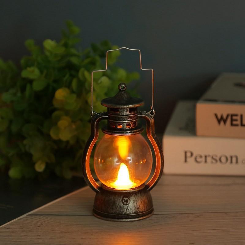Retro LED Kerosene Lamp Candle Light - Handheld Holiday Decoration and Creative Atmosphere Ornament.