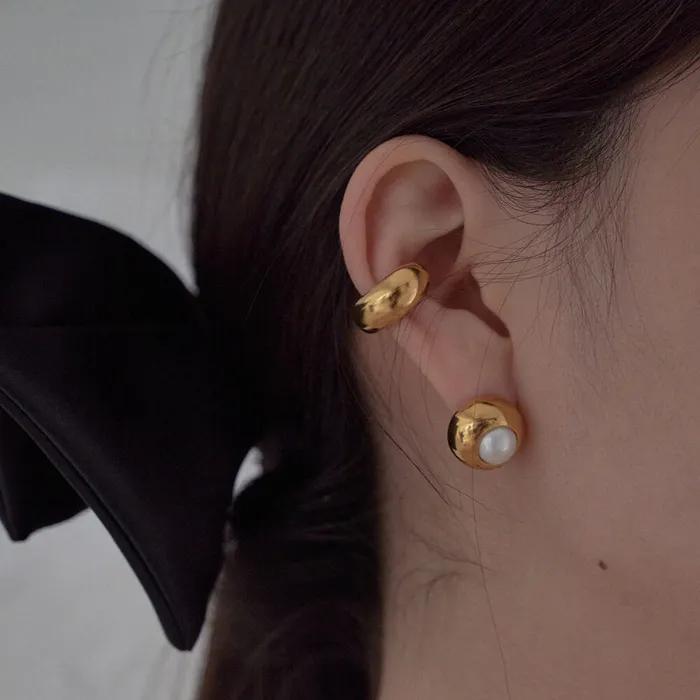 agnes bold gold earcuff