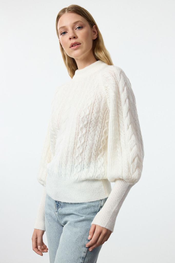 Women's Elegance Style Sweater Green Soft Textured Hair Braided Knitwear Sweater
