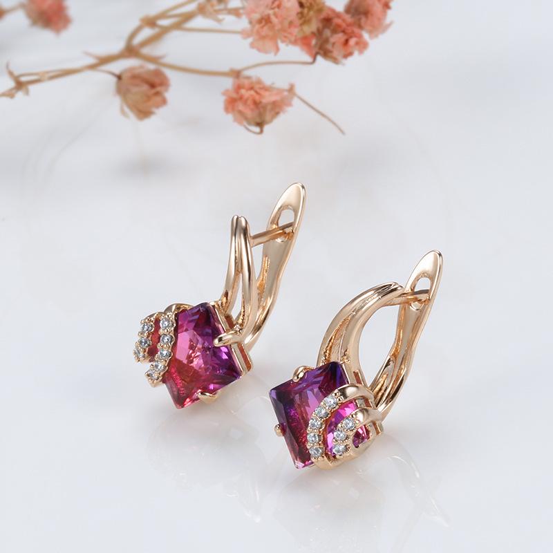 European and American Fashion Zircon Earrings for Women, Creative and Popular Rose Gold Square Block Red Crystal Studded Diamond Earrings