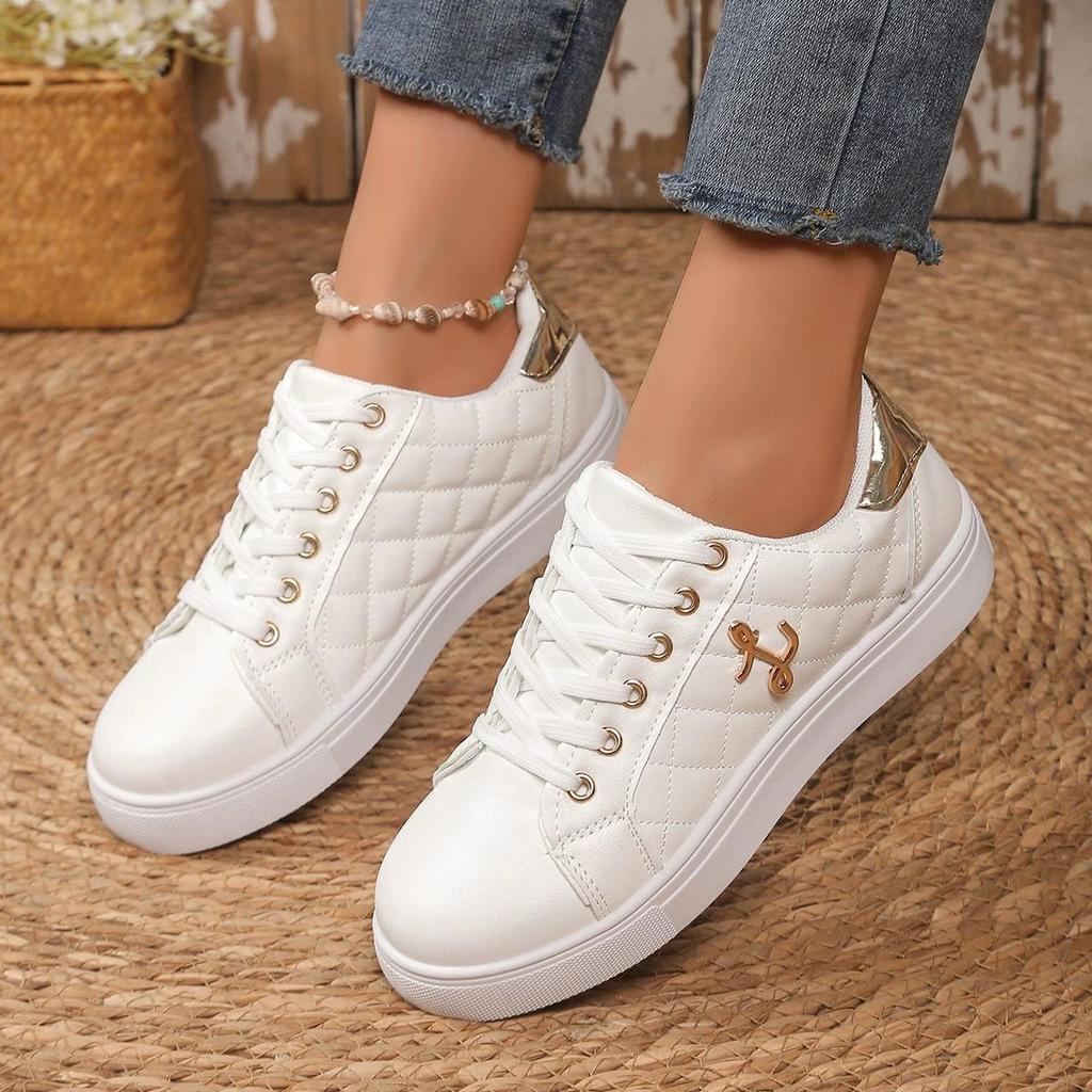 Large Size White Flat Shoes Women's Non-slip Round Head Lace-up Casual Sports Shoes