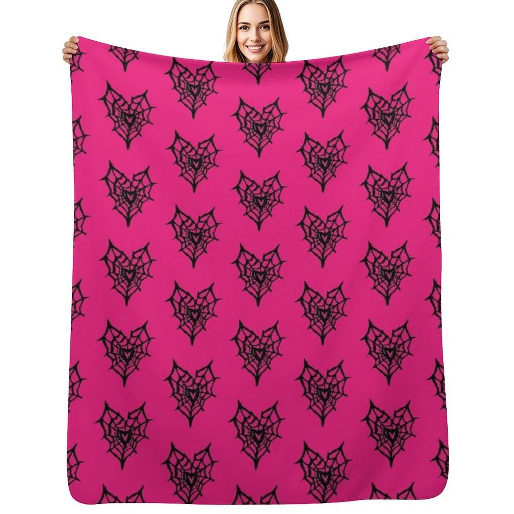 spiderweb heart Throw Blanket Soft Breathable Blanket for Night Sleeping