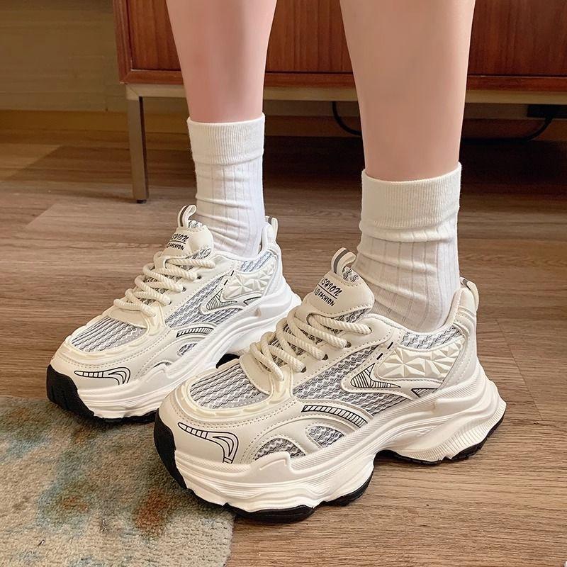 Platform Dad Shoes Spring and Autumn 2025 New Korean Version Inner Height Increase Women's Super Soft Muffin Bottom Sports and Leisure Shoes