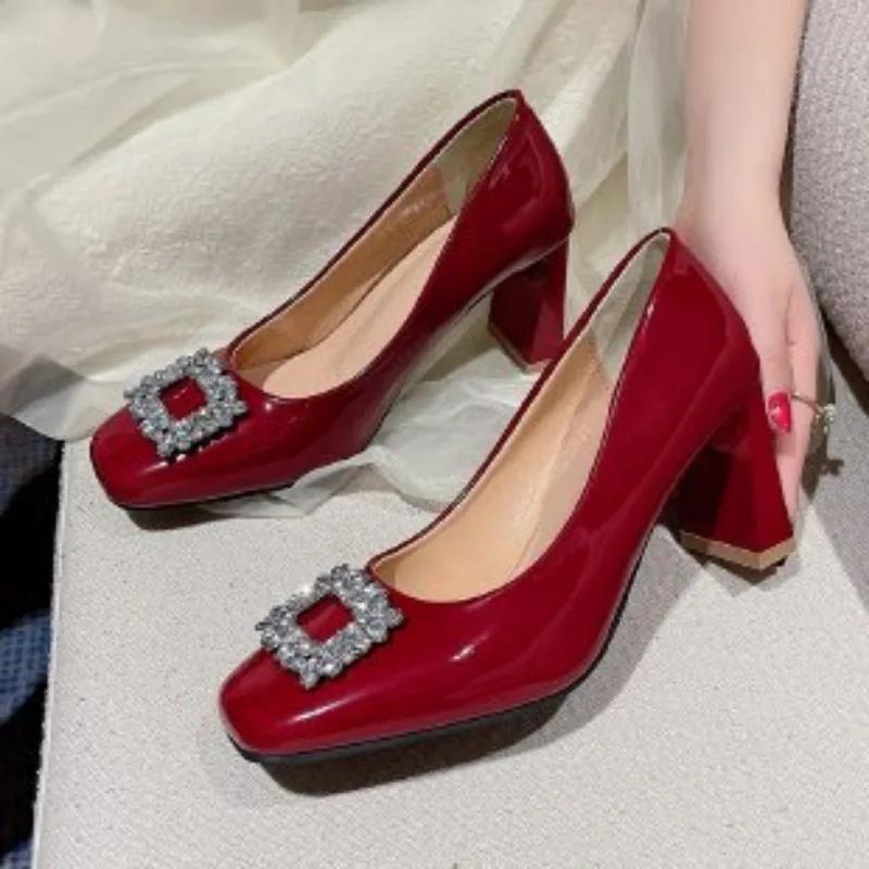 Nízký podpatek kamínkové sandály dámské boty 2024 Nová letní móda Boty na podpatku se čtvercovou hlavou pro ženy Sandalias De Mujer