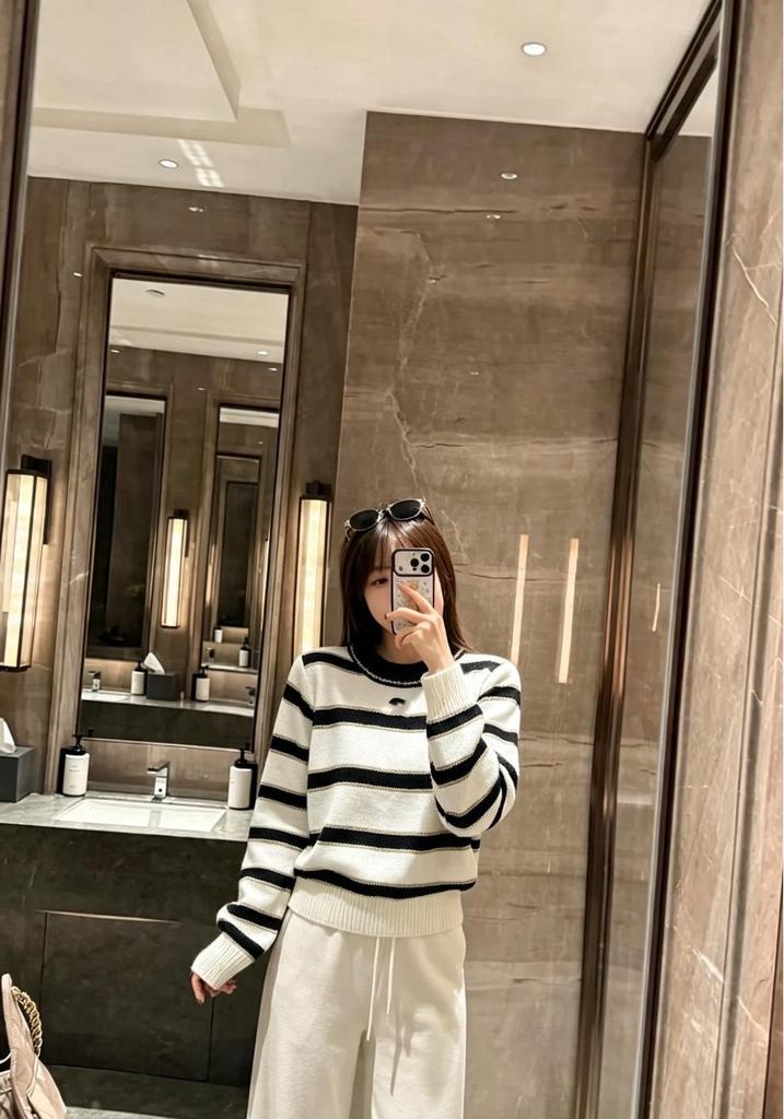 Trendy Striped Color Block Knit Pullover Sweater - Casual, Versatile, and Age-Reducing for Autumn/Winter