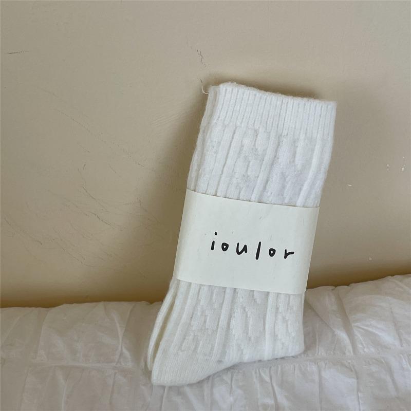 Ladies Winter Warm and Thick New Linen Pattern Solid Color Wool Tube Pile Socks