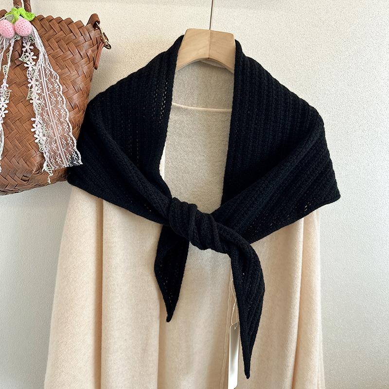 

Korean Style Wool Knitted Triangular Scarf Women Ladies Headscarf Winter Warm Shawl Wraps Elegant Multi-Functional Long Scarf 140x83x43cm