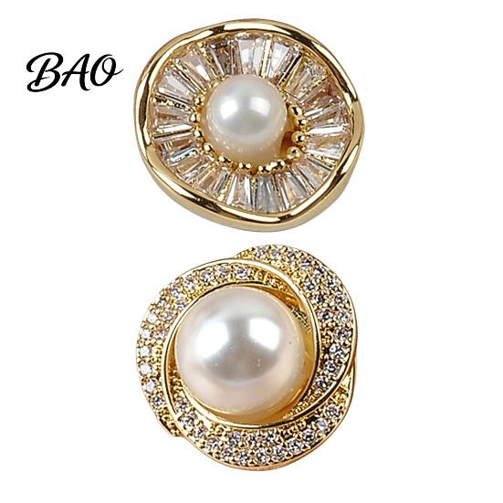 Secure Magnetic Pin Faux Pearl Button Pin, No Sew Safety Anti Exposure Buttons for Scarf Shirts Sweater, Reusable Clothing Decorative Brooch