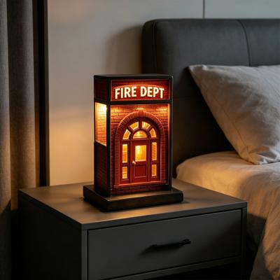 Vintage Lampe Retro Miniatur Tischlampe mit warmem LED-Leuchten USB-betrieben Feuerwehrhaus Nachtlicht für Schreibtisch Regal Schlafzimmer Dekoration Feuerwehrmann Geschenk