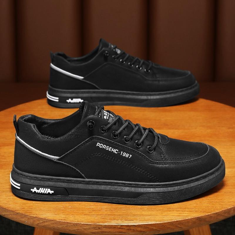 Spring Men's Shoes New Breathable Construction Site Working Men Trendy Versatile Non-slip Sports Casual Board Shoes Men