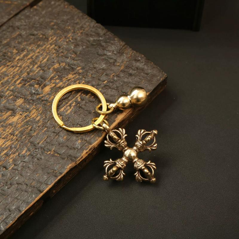 Vintage Copper Vajra Pestle Keychain Pendant Feng Shui Ornament Religious Home Decorations Antique Brass Desk Decors