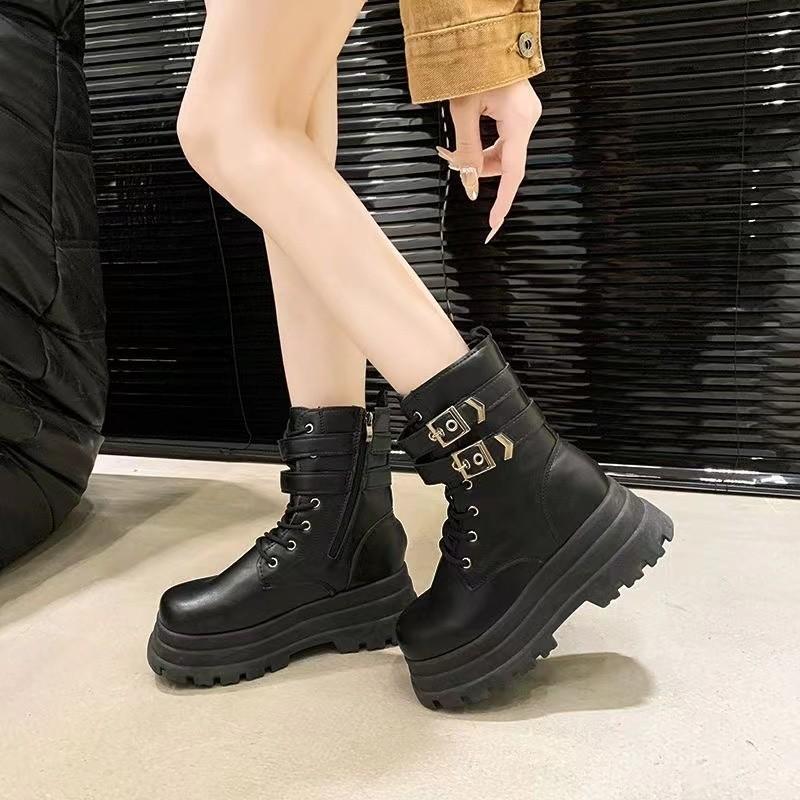 2025 new small height-increasing short boots high-end platform Martin boots women's thick heel British punk locomotive boots