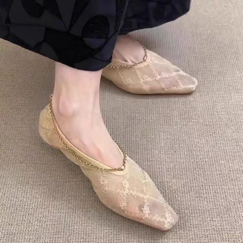 Temperament Sexy Lace Single Shoes Women 2025 New Small Square Toe Chain Design Embroidered Mary Jane Shoes