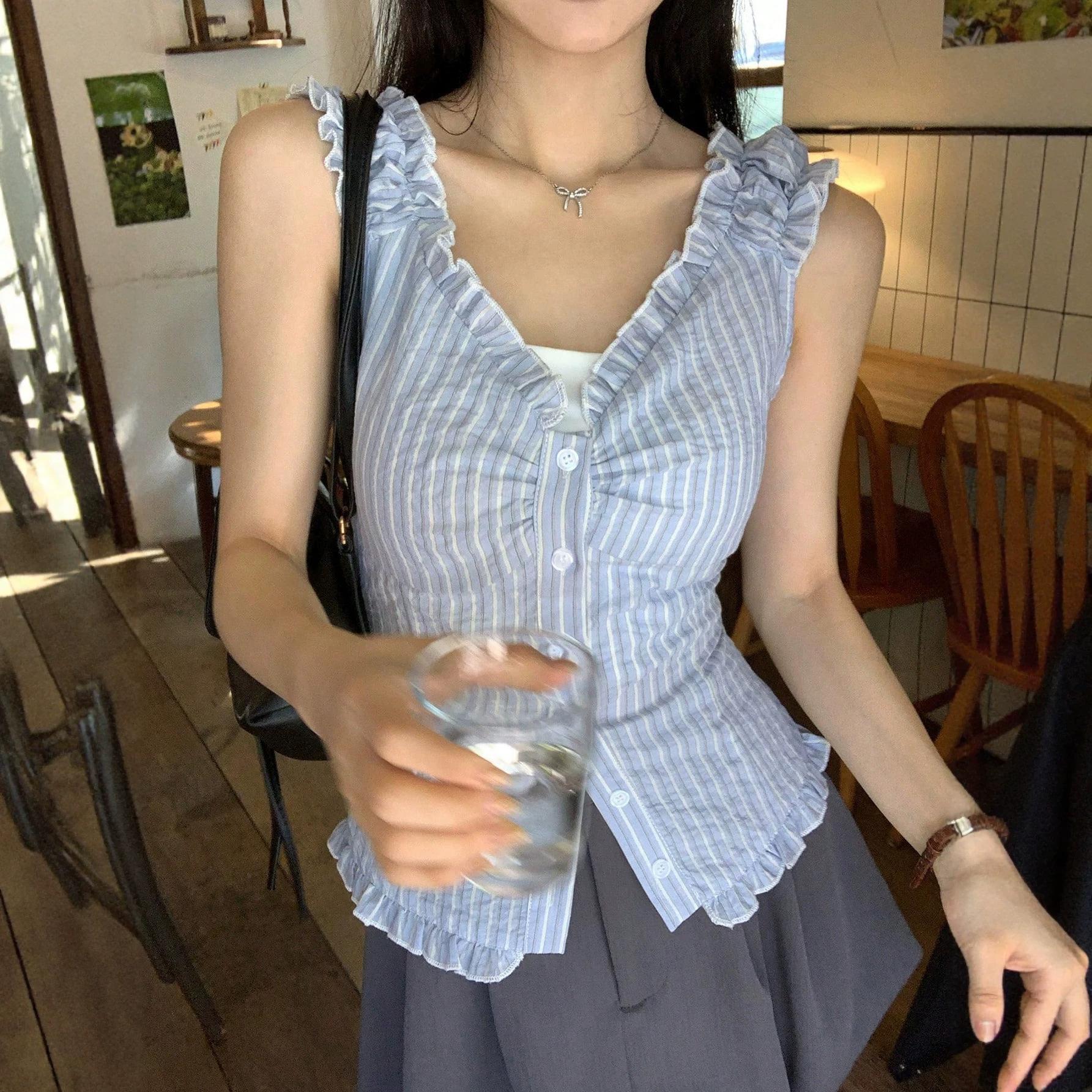 women s Striped Ruffle Trim Sleeveless Blouse V-Neck Button Front Casual Tank Top S синий
