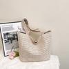 Large Capacity Straw Bag Women's Seaside Vacation Tote Bag for Commuting Shoulder Tote Bag