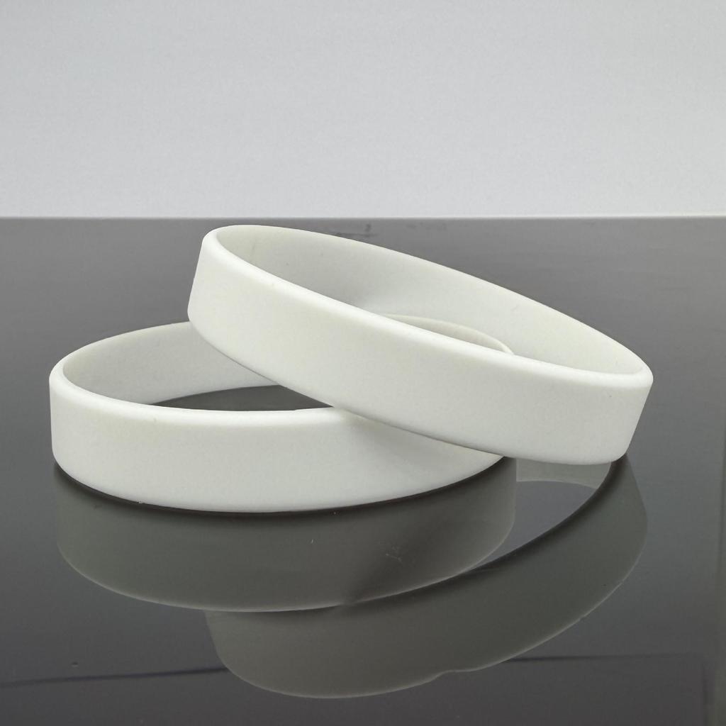 Braccialetto in Silicone Luminoso - Colore Unico, Senza Scritte, per Bambini e Adulti