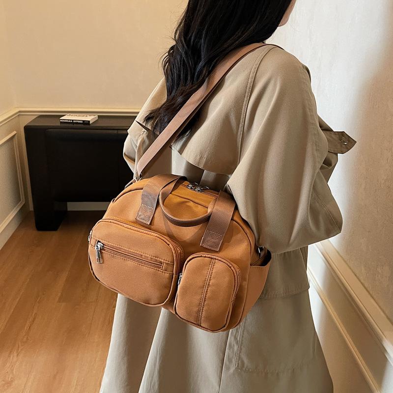 Crossbody women's bag 2025 autumn new trend women's handbag casual shoulder crossbody bag Korean niche bag